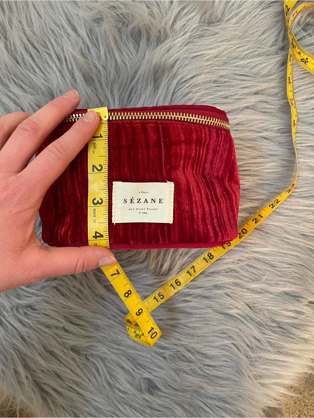 *SOLD;DO NOT BUY*NWOT Sézane Red Velvet Cosmetic Bag - Picture 9 of 9